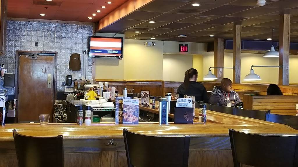 Outback Steakhouse | restaurant | 1301 Fall River Ave, Seekonk, MA 02771, USA | 5083367770 OR +1 508-336-7770