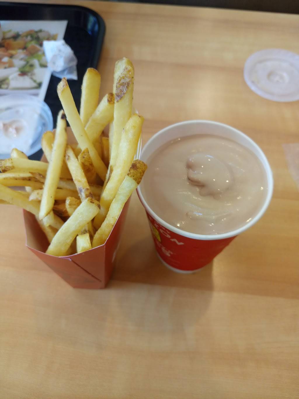 Wendys | restaurant | 2631 Airport Rd, Jackson, MI 49202, USA | 5177825078 OR +1 517-782-5078