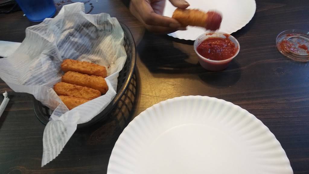 Angilos Pizza | restaurant | 2649 Robertson Ave, Cincinnati, OH 45212, USA | 5136314300 OR +1 513-631-4300