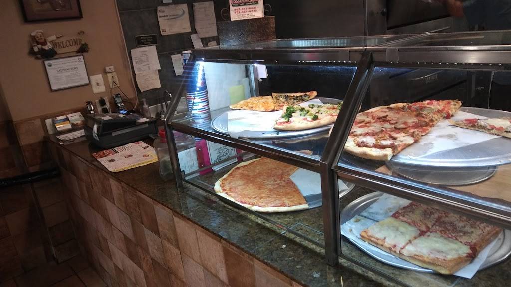 Randazzos Pizza | meal takeaway | 1299 NJ-38, Hainesport, NJ 08036, USA | 6092678333 OR +1 609-267-8333