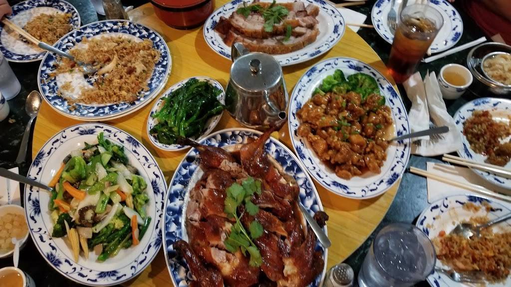 Dragon Court | restaurant | 4520 N Tryon St, Charlotte, NC 28213, USA | 7045960228 OR +1 704-596-0228