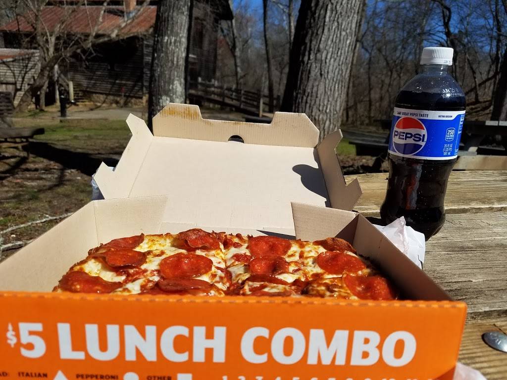 Little Caesars Pizza | meal takeaway | 5128 N Roxboro St, Durham, NC 27704, USA | 9192519921 OR +1 919-251-9921