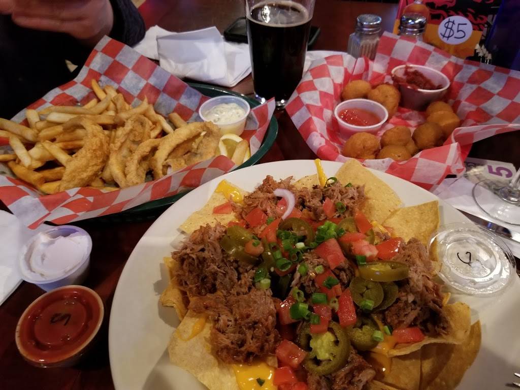 Firehouse Pub | restaurant | 232 Maple St, Wyandotte, MI 48192, USA | 7343097080 OR +1 734-309-7080