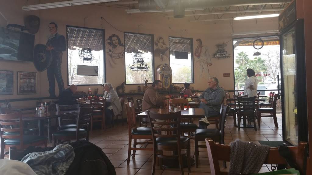 Ranch Side Cafe | cafe | 11355 Foothill Blvd, Lake View Terrace, CA 91342, USA | 8188340031 OR +1 818-834-0031