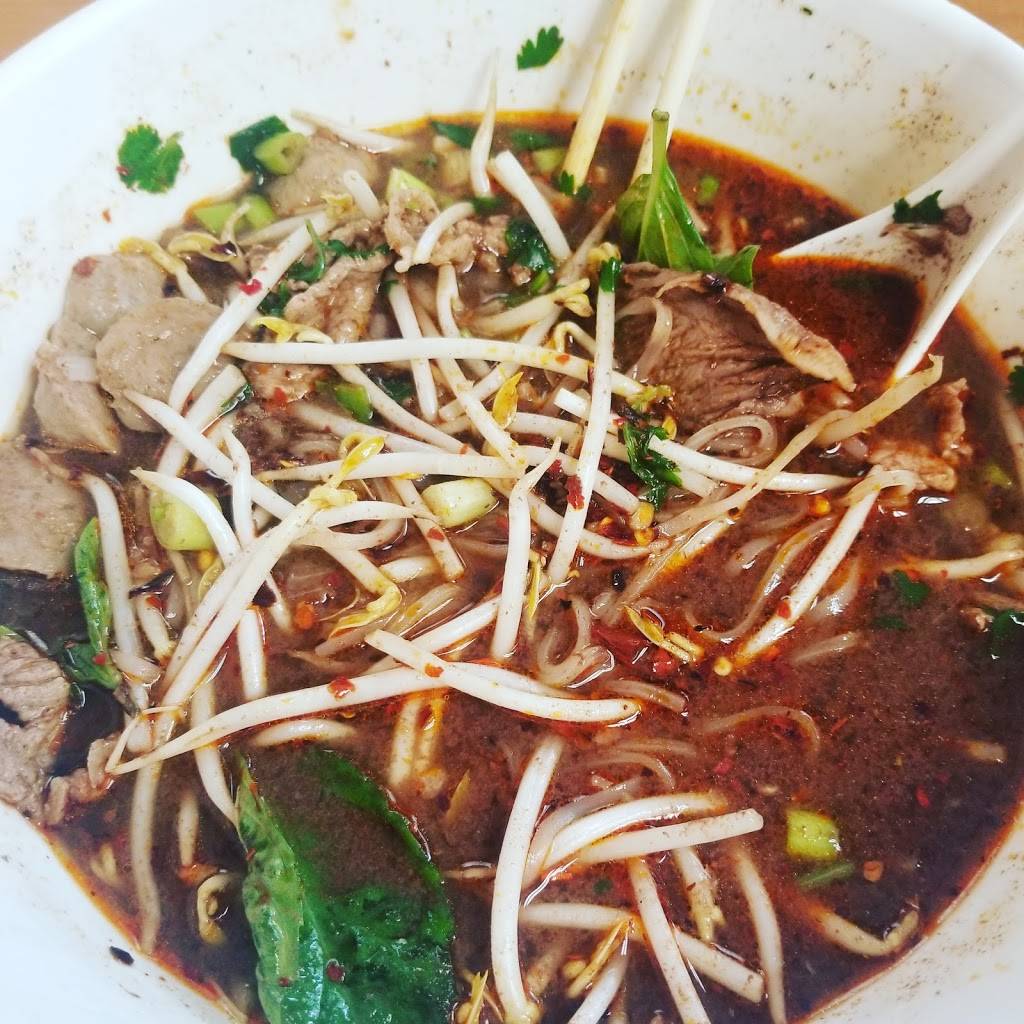 Karen Thai Food | restaurant | 300 Larpenteur Ave E, St Paul, MN 55117, USA | 6517712078 OR +1 651-771-2078