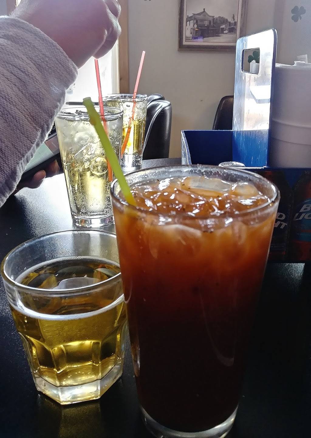 St Patricks Tavern & Restaurant | restaurant | 24436 Old Hwy 13 Blvd, New Prague, MN 56071, USA | 9527582380 OR +1 952-758-2380