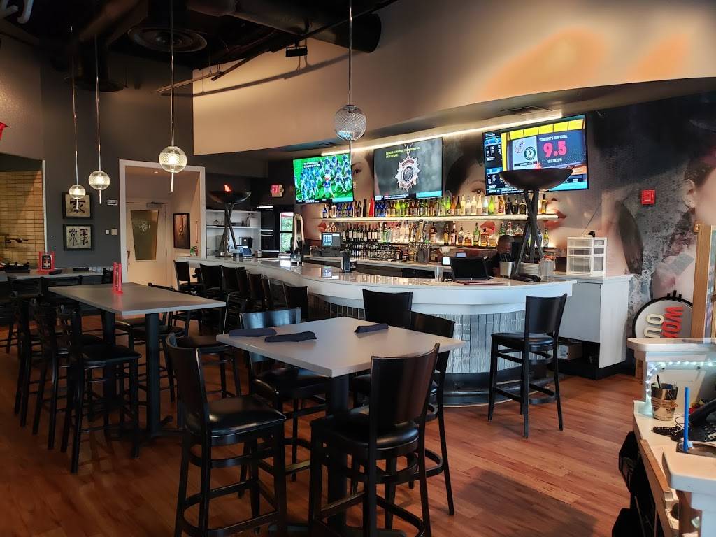 Stir Crazy Fresh Asian Grill | restaurant | 10598 Old Olive Street Rd, Creve Coeur, MO 63141, USA | 3145699300 OR +1 314-569-9300