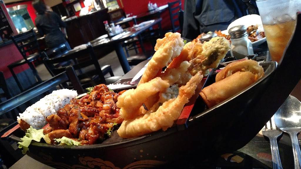 Pocket 8s Sushi & Grill | restaurant | 9 W Alexander Ave, Merced, CA 95348, USA | 2093840212 OR +1 209-384-0212