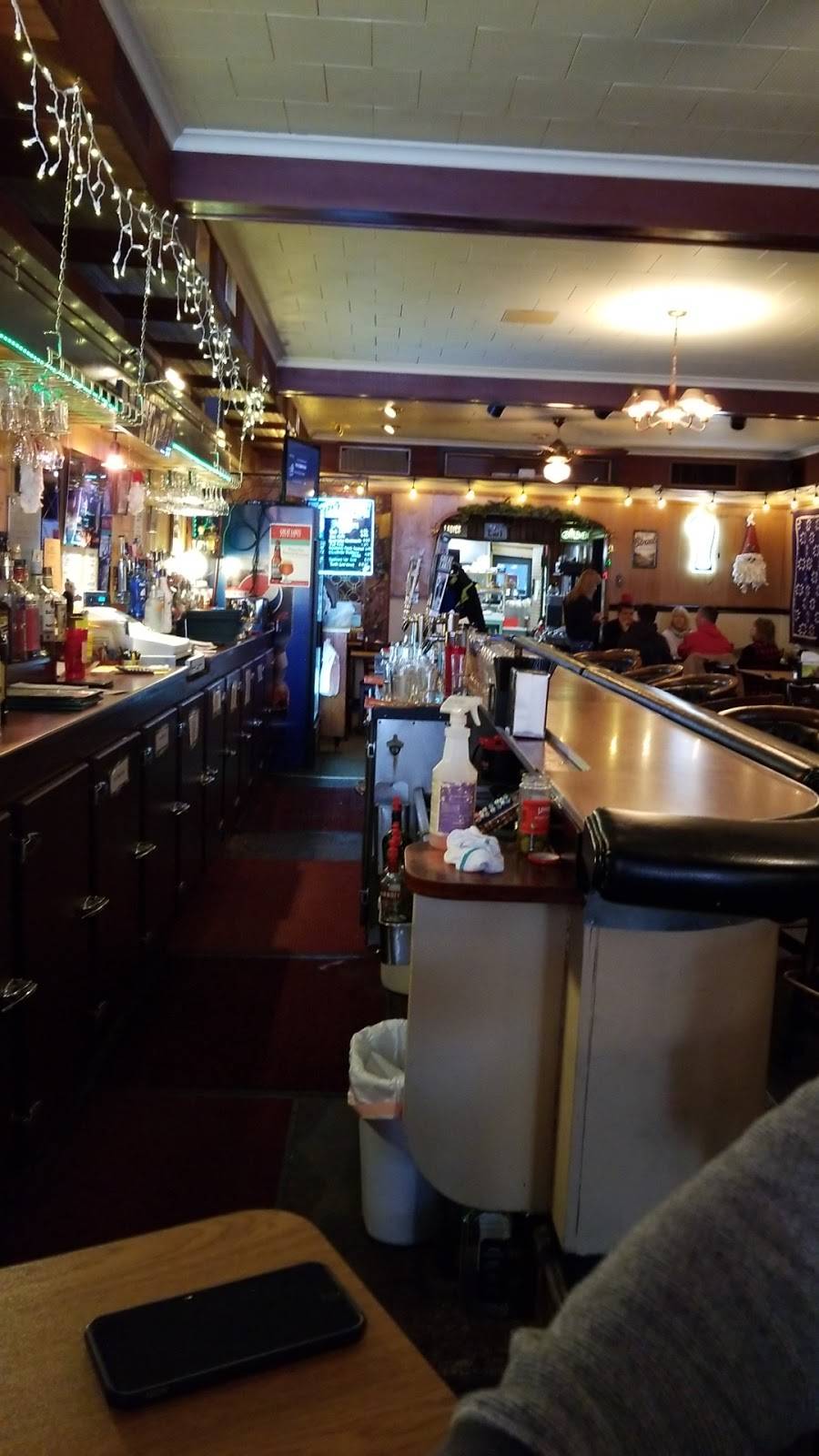 Christies Downtown Pub & Grill Restaurant | restaurant | 229 Pennsylvania Ave W, Warren, PA 16365, USA | 8147286000 OR +1 814-728-6000