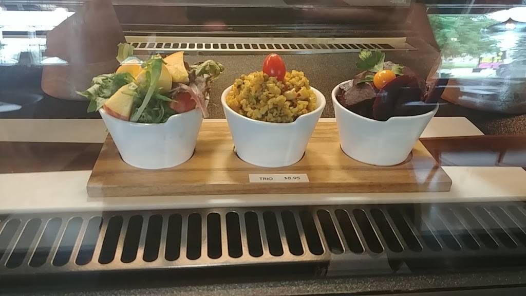 Café Roya | restaurant | 10 Wyman Rd Unit 3, Waterloo, ON N2V 1K7, Canada | 5192087692 OR +1 519-208-7692