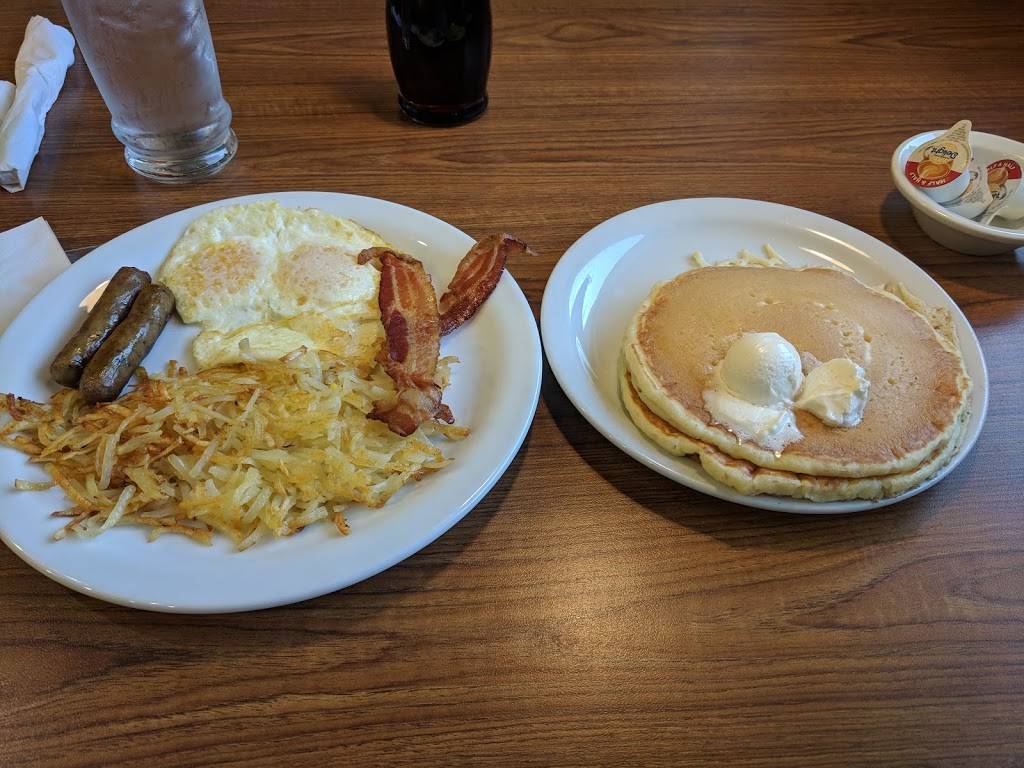 Dennys | restaurant | 15010 South, NE-31, Gretna, NE 68028, USA | 4023320400 OR +1 402-332-0400