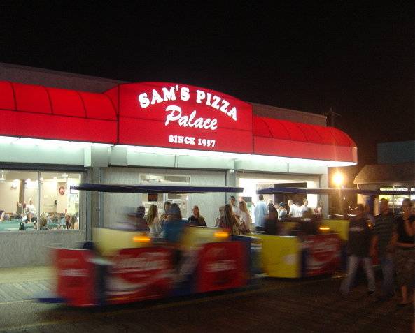 Sams Pizza Palace | restaurant | 2600 Boardwalk, Wildwood, NJ 08260, USA | 6095226017 OR +1 609-522-6017