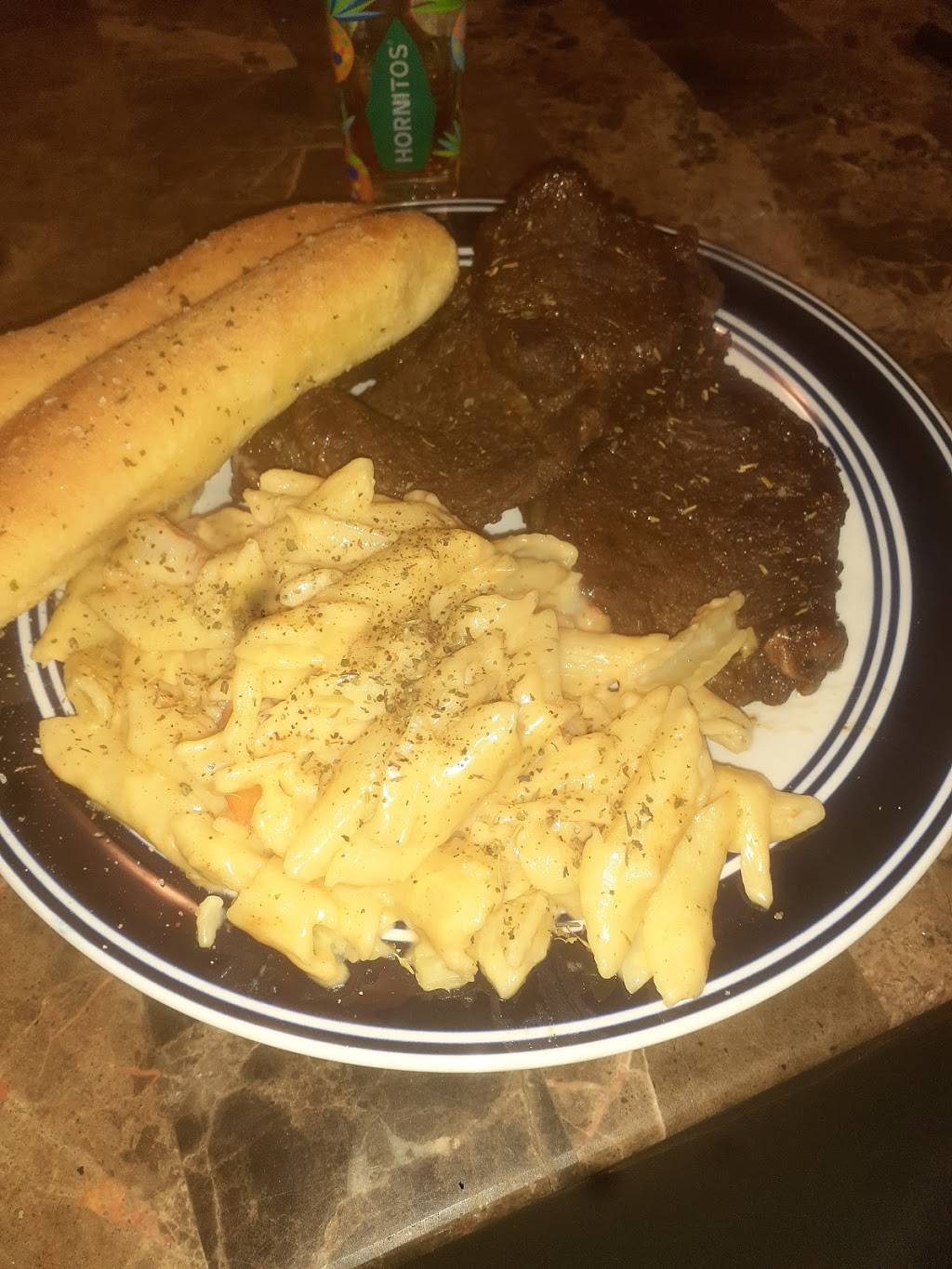 Still Your Heart Soul Food | restaurant | 957 W Cartwright Rd, Mesquite, TX 75149, USA | 9727865690 OR +1 972-786-5690