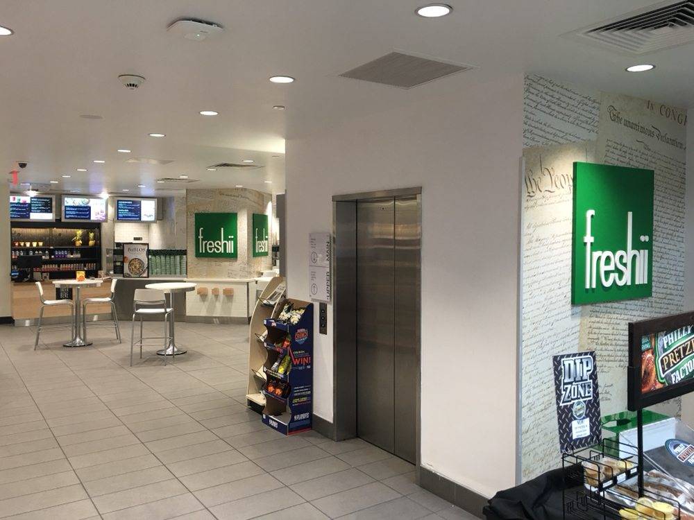 Freshii | restaurant | 1 S Broad St, Philadelphia, PA 19107, USA | 2154757944 OR +1 215-475-7944