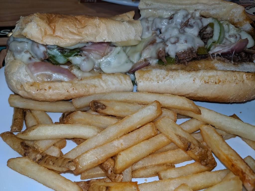 Beef O Bradys | restaurant | 20301 Grande Oak Blvd #108, Estero, FL 33928, USA | 2399494423 OR +1 239-949-4423