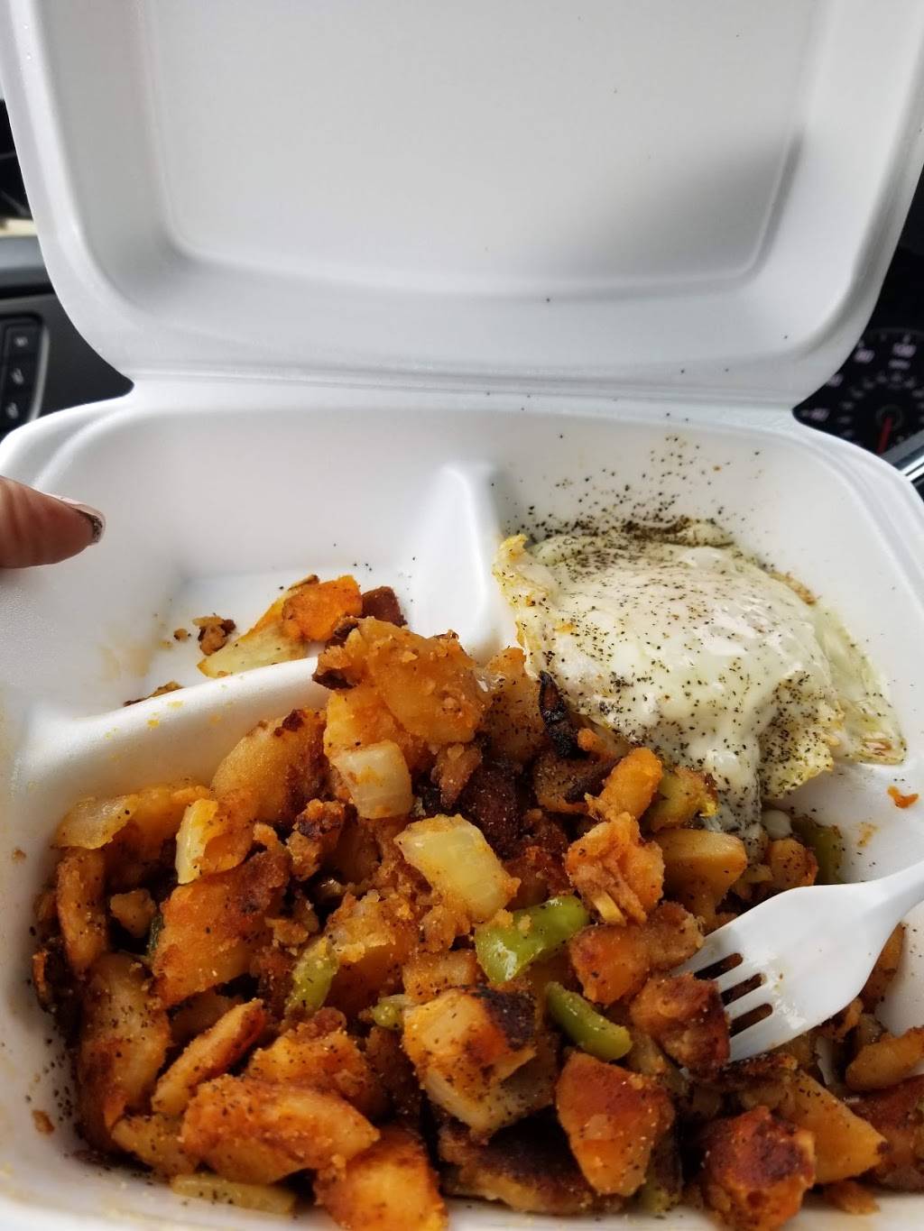 Trios Italian Deli | restaurant | 2501 S 70th St, Philadelphia, PA 19142, USA | 2154921415 OR +1 215-492-1415