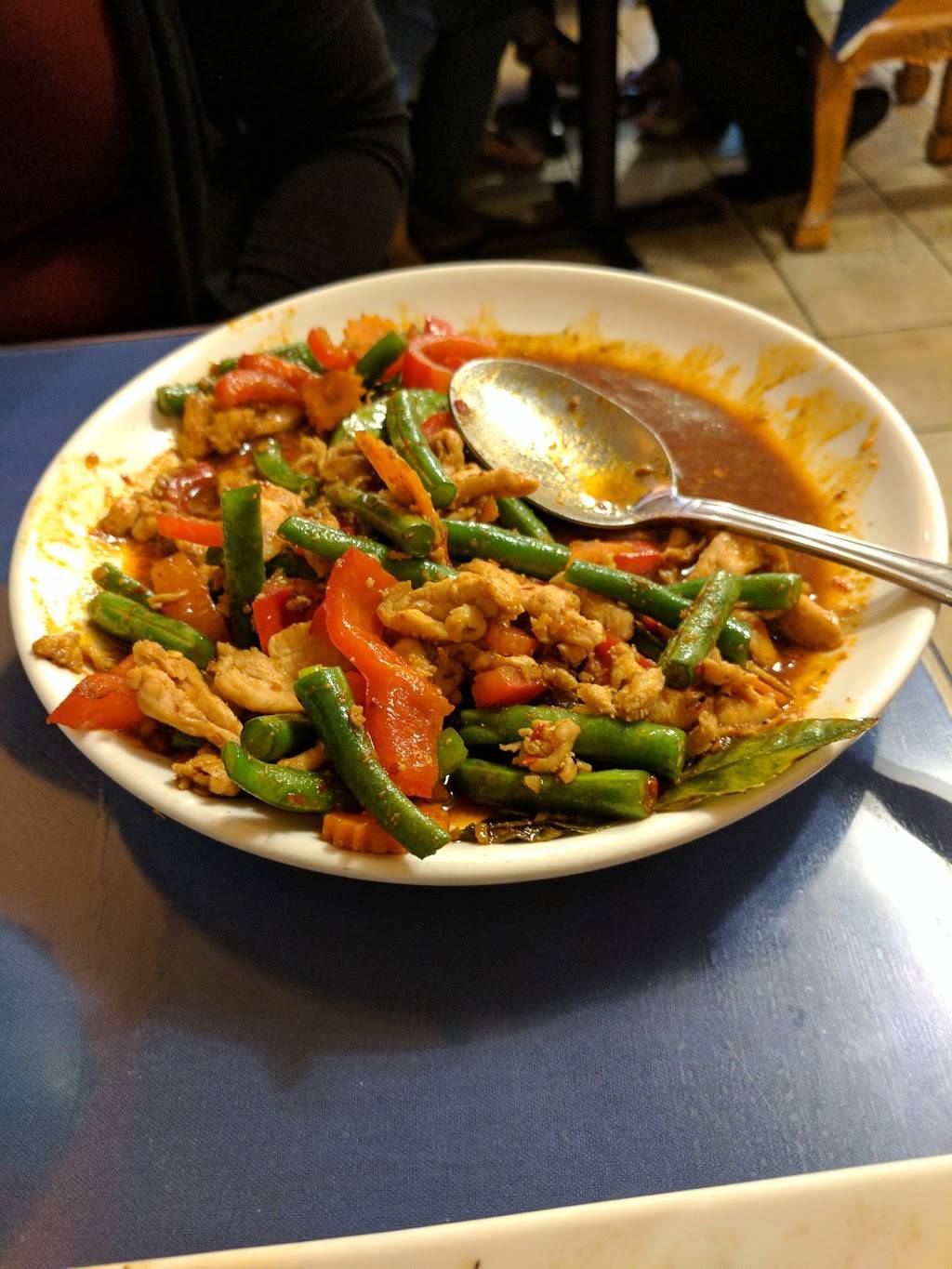 Thai Chili Cuisine | restaurant | 1550 Halford Ave, Santa Clara, CA 95051, USA | 4086159199 OR +1 408-615-9199