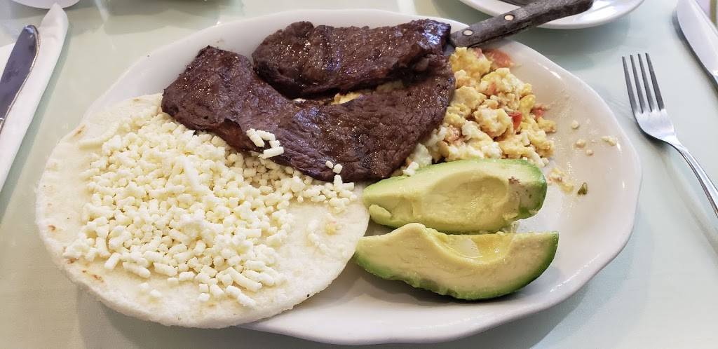 Mi Terruno | restaurant | 1047 E Main St, Stamford, CT 06902, USA | 2033531806 OR +1 203-353-1806