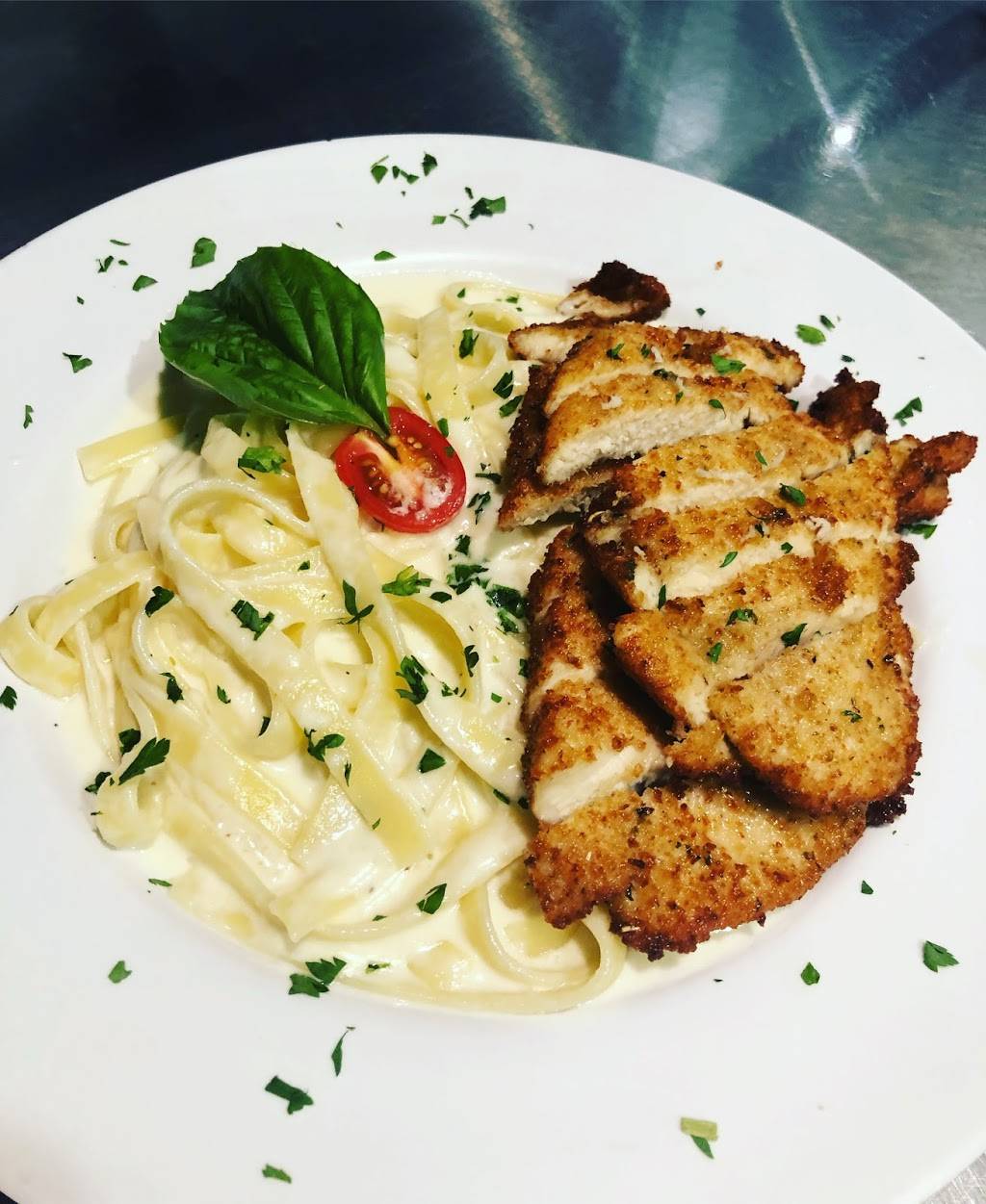 Michaels Pizzeria | meal delivery | 1645 SE 3rd Ct, Deerfield Beach, FL 33441, USA | 9544261515 OR +1 954-426-1515