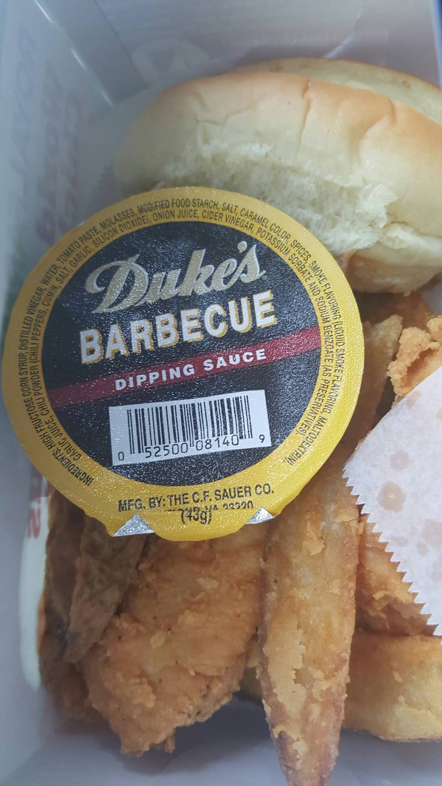 Royal Farms | meal takeaway | 301 Londontown Rd, Edgewater, MD 21037, USA | 4109562426 OR +1 410-956-2426