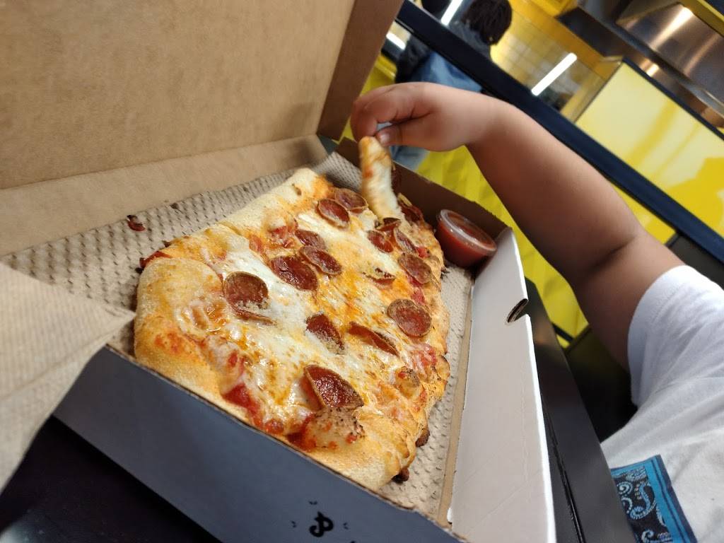 &pizza - Willow Lawn | restaurant | 1601 Willow Lawn Dr #305, Richmond, VA 23230, USA | 2025587549 OR +1 202-558-7549