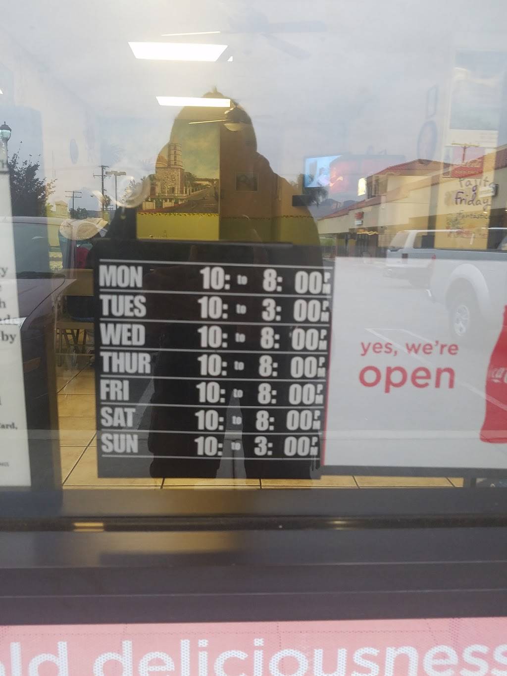 Cocina Tacos El Rey | restaurant | 2920 E Florida Ave, Hemet, CA 92544, USA | 9517656406 OR +1 951-765-6406