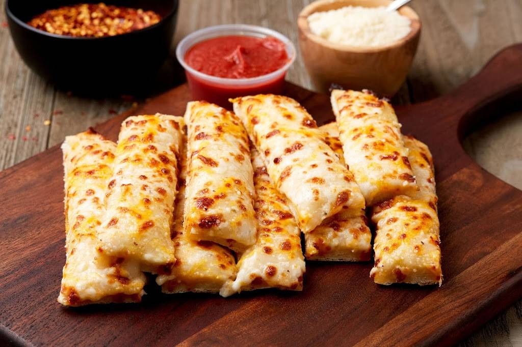 Simple Simons Pizza - Stockton, MO | meal takeaway | 600 West St, Stockton, MO 65785, USA | 4172767600 OR +1 417-276-7600