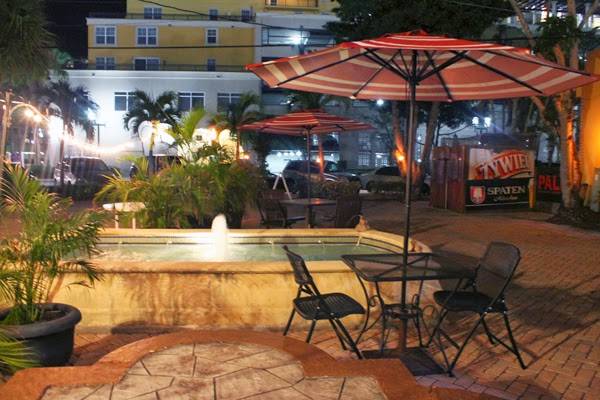 True Restaurant | restaurant | 147 SE 1st Ave., Boca Raton, FL 33432, USA | 5613342144 OR +1 561-334-2144