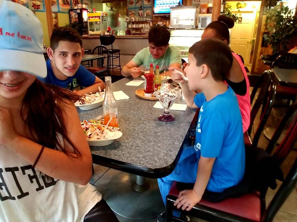 El Mana Restaurant Diner | restaurant | 28 N Main St, Spring Valley, NY 10977, USA | 8452906210 OR +1 845-290-6210