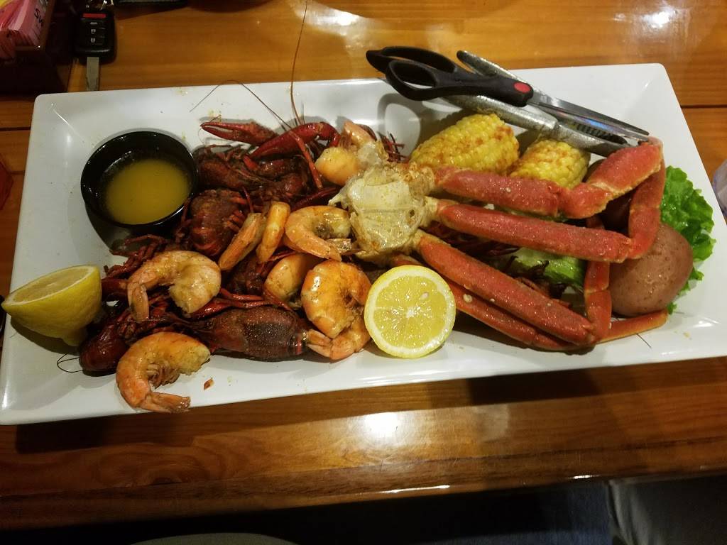 Bluewater Seafood - 2920 Spring | restaurant | 4921 Farm to Market 2920, Spring, TX 77388, USA | 2812889222 OR +1 281-288-9222