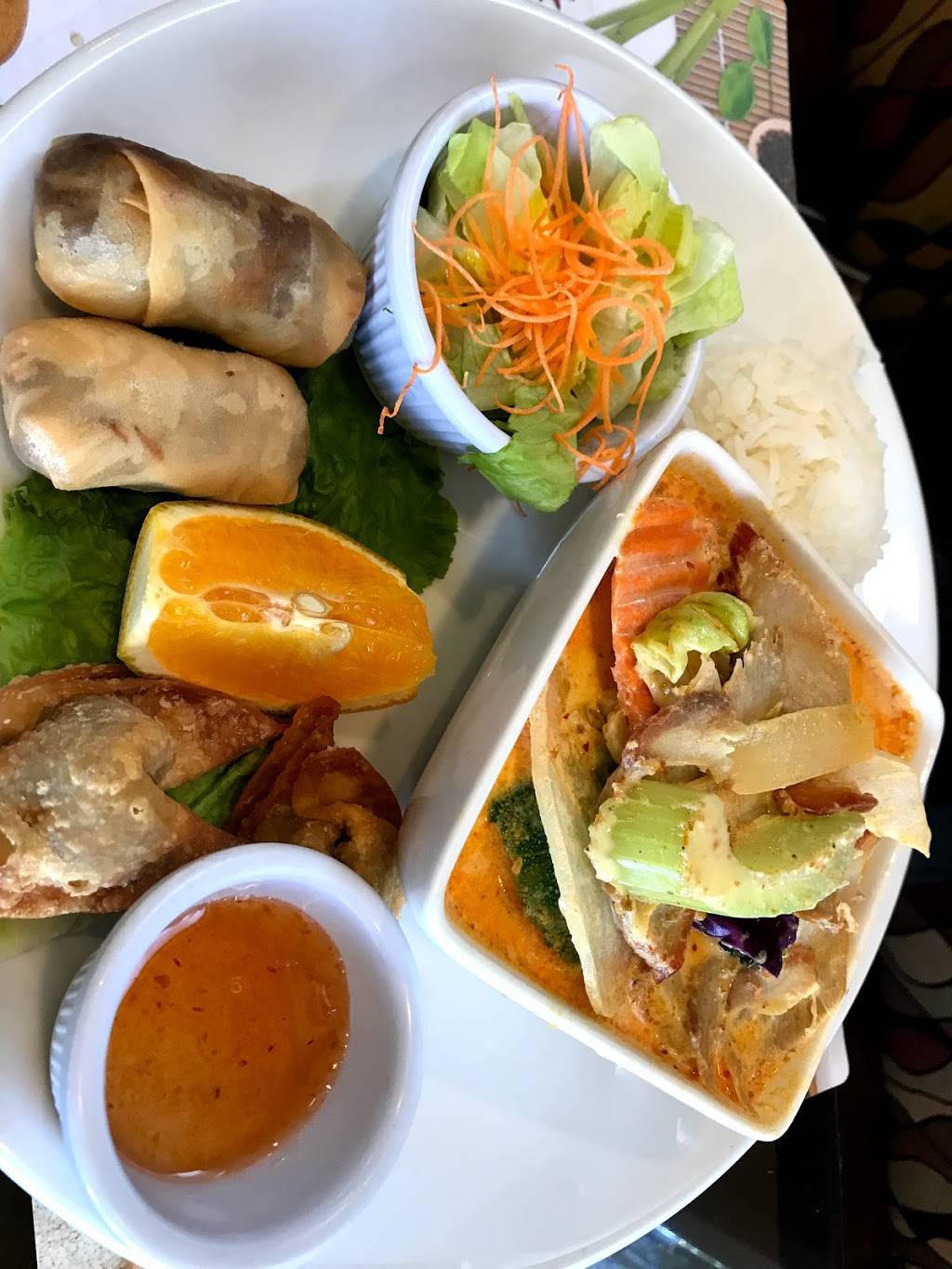 Panya Thai Kitchen | restaurant | 1101 W Valley Pkwy, Escondido, CA 92025, USA | 7602911293 OR +1 760-291-1293