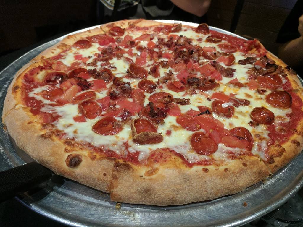 Charlie’s | restaurant | 601 N Pacific Coast Hwy, Redondo Beach, CA 90277, USA | 3103748581 OR +1 310-374-8581