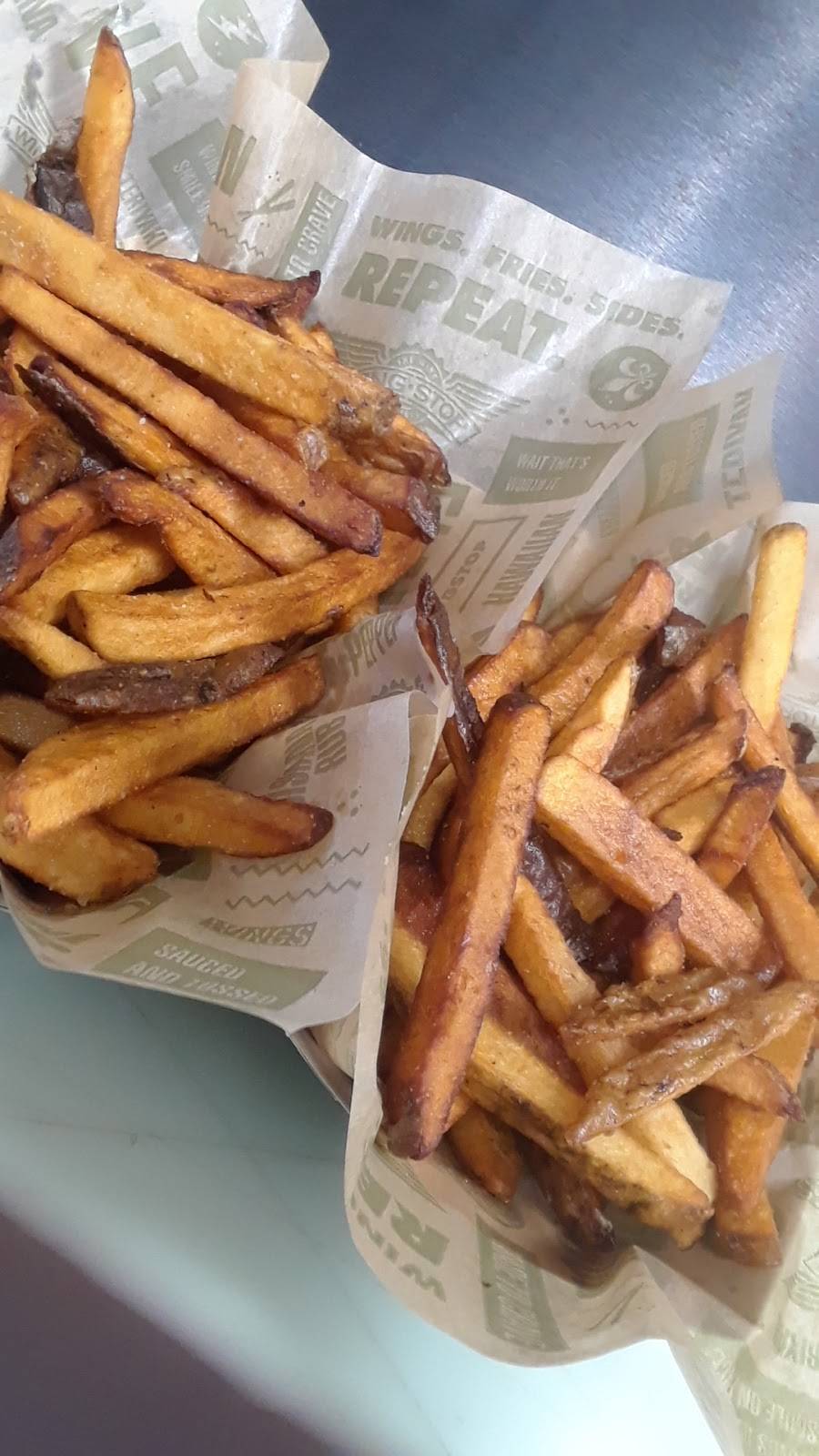 Wingstop | meal takeaway | 2115 E Hillsborough Ave, Tampa, FL 33610, USA | 8135591527 OR +1 813-559-1527