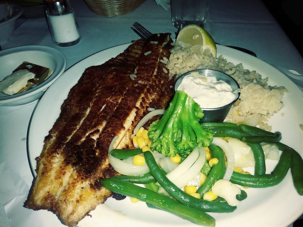 Safari Room | restaurant | 15426 Devonshire St, Mission Hills, CA 91345, USA | 8188939768 OR +1 818-893-9768