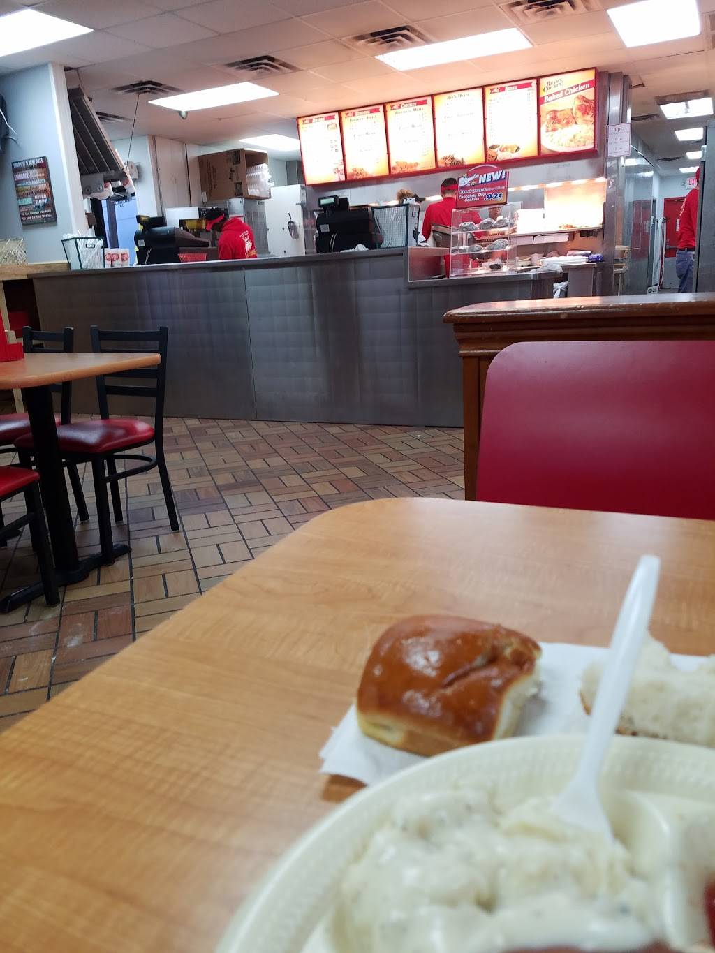 Bushs Chicken | restaurant | 1009 E Crest Dr, Waco, TX 76705, USA | 2547996500 OR +1 254-799-6500