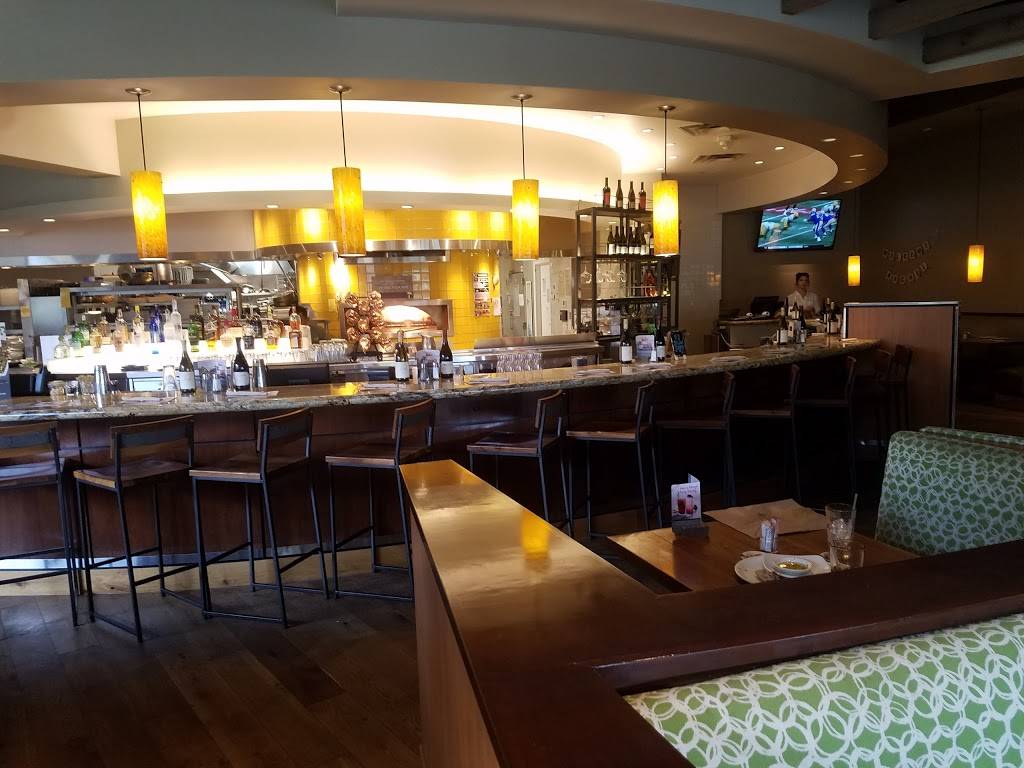 California Pizza Kitchen | restaurant | The Lakes at, 2200 Thousand Oaks Blvd #10, Thousand Oaks, CA 91362, USA | 8057771778 OR +1 805-777-1778