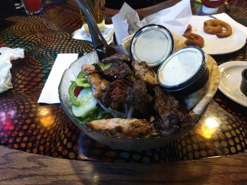 South Side Tavern | restaurant | 1279 S Willow St, Manchester, NH 03103, USA | 6039359947 OR +1 603-935-9947