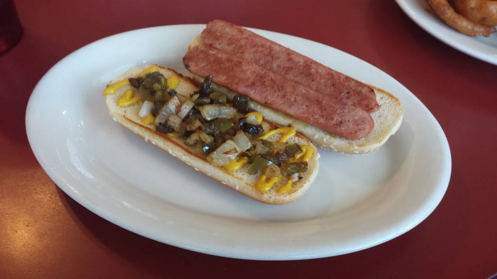 Family Farm | restaurant | 1311 TN-9, Newport, TN 37821, USA | 4236130408 OR +1 423-613-0408