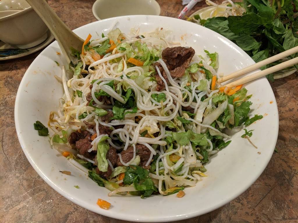 Pho Ben Noodle House | restaurant | 3613 Hwy 6, Sugar Land, TX 77478, USA | 2815650492 OR +1 281-565-0492