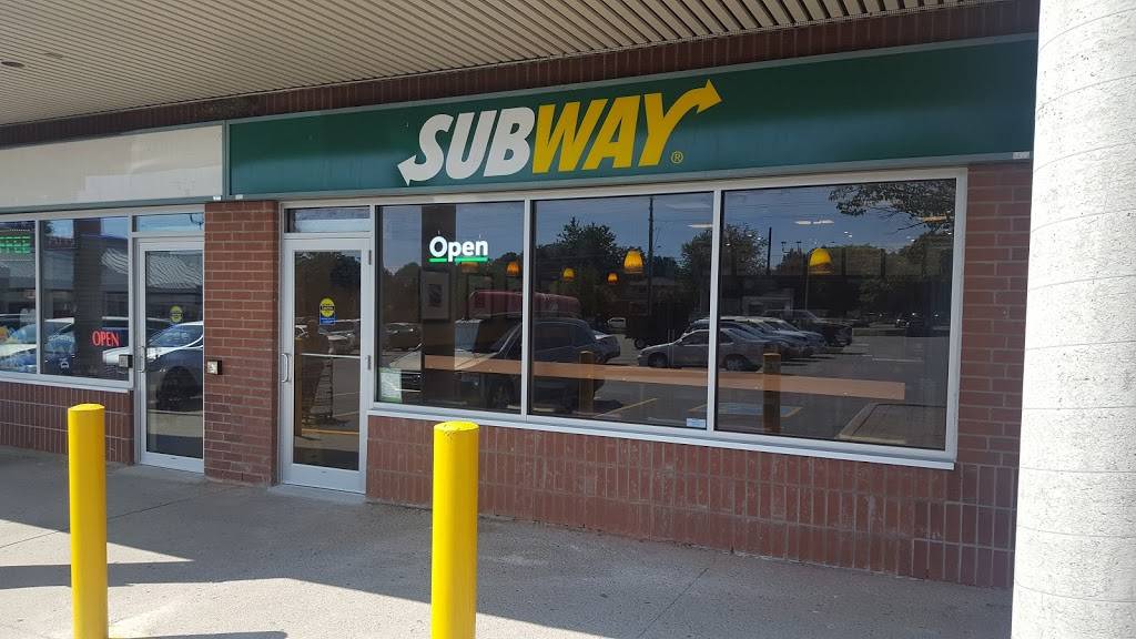 Subway | restaurant | Glendale Marketplace, 1900 Dixie Rd Unit #2, Pickering, ON L1V 1A1, Canada | 9054927711 OR +1 905-492-7711