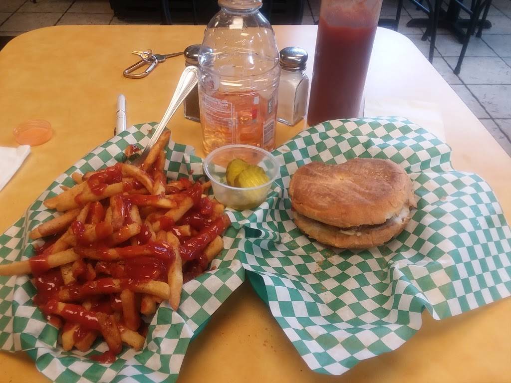 Vic & Deans Pizzeria Grill | restaurant | 409 W Wayne Ave, Wayne, PA 19087, USA | 6102250025 OR +1 610-225-0025