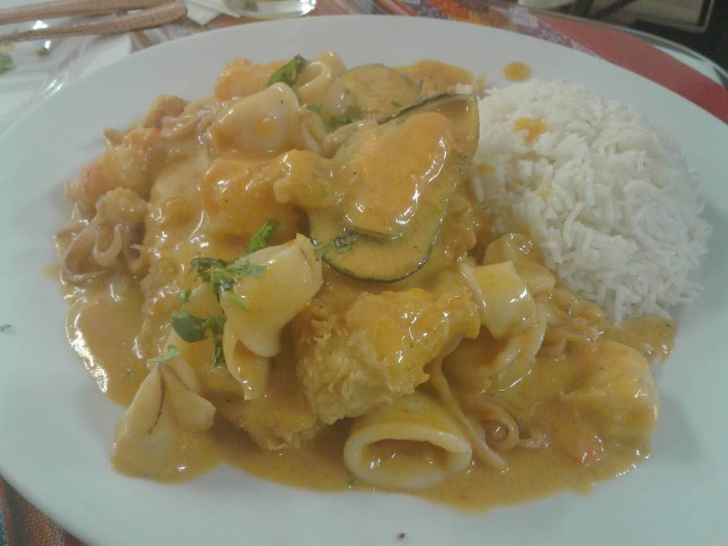 Rincon Criollo | restaurant | 7605 White Oak Ave, Reseda, CA 91335, USA | 8185788265 OR +1 818-578-8265