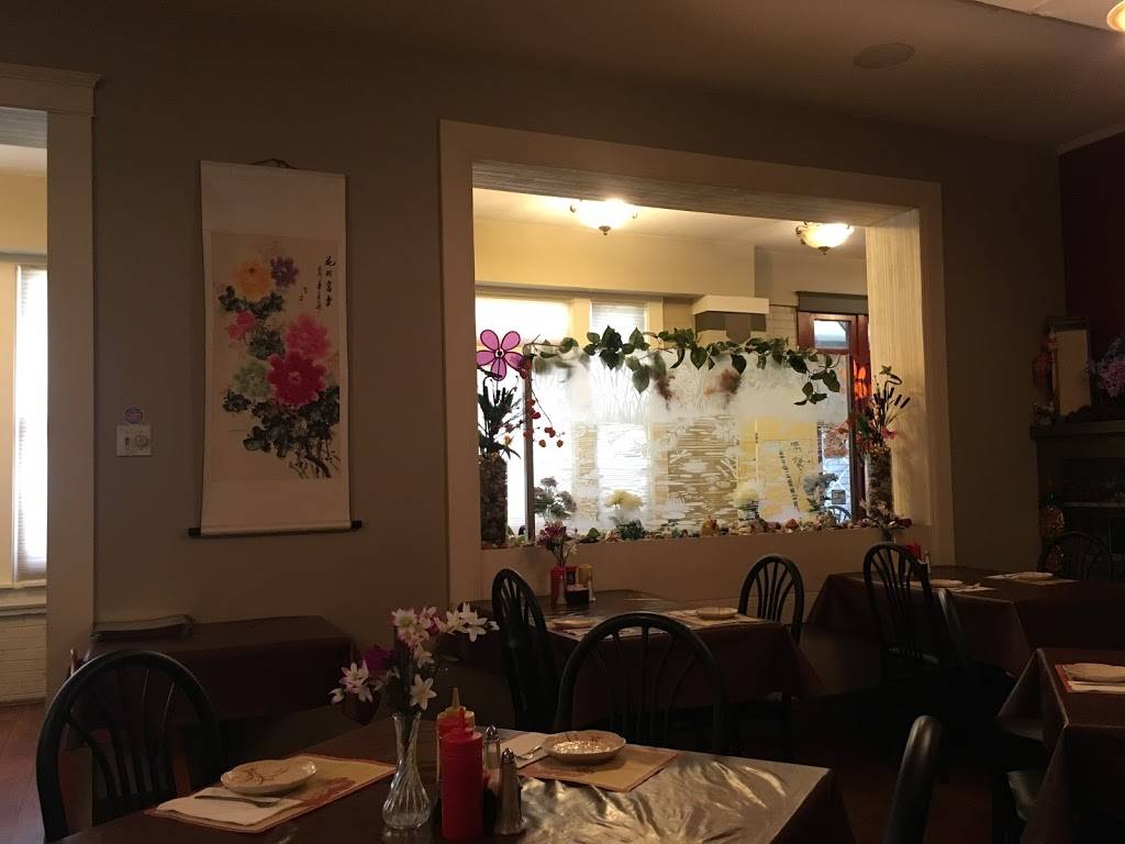 Peking Garden | restaurant | 604 W Main St, Collinsville, IL 62234, USA | 6183450804 OR +1 618-345-0804