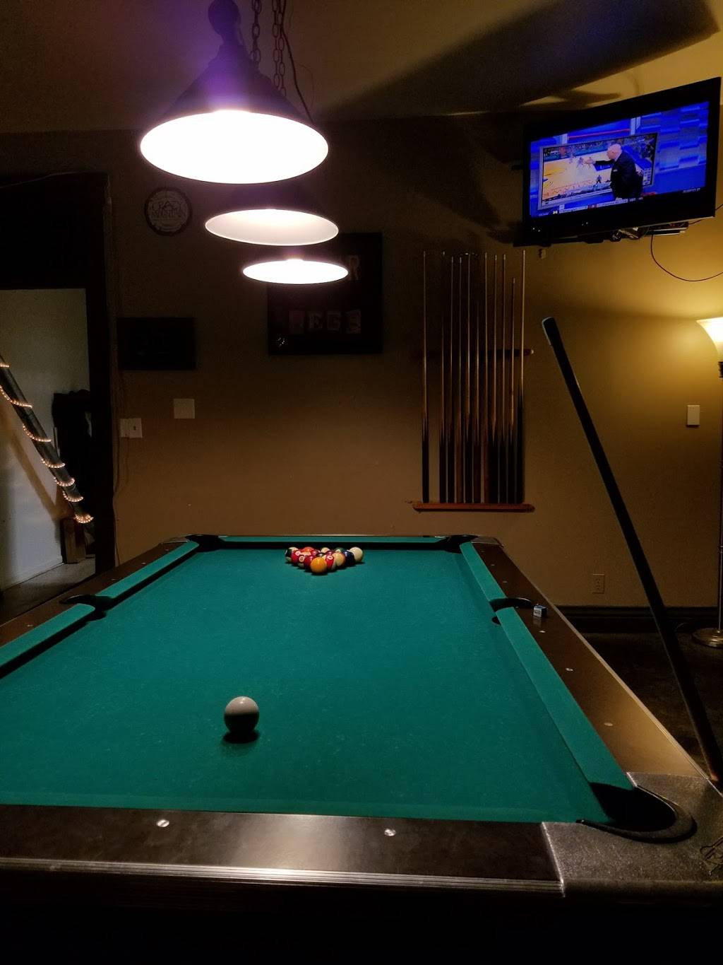 Four Pegs | restaurant | 1053 Goss Ave, Louisville, KY 40217, USA | 5026341447 OR +1 502-634-1447