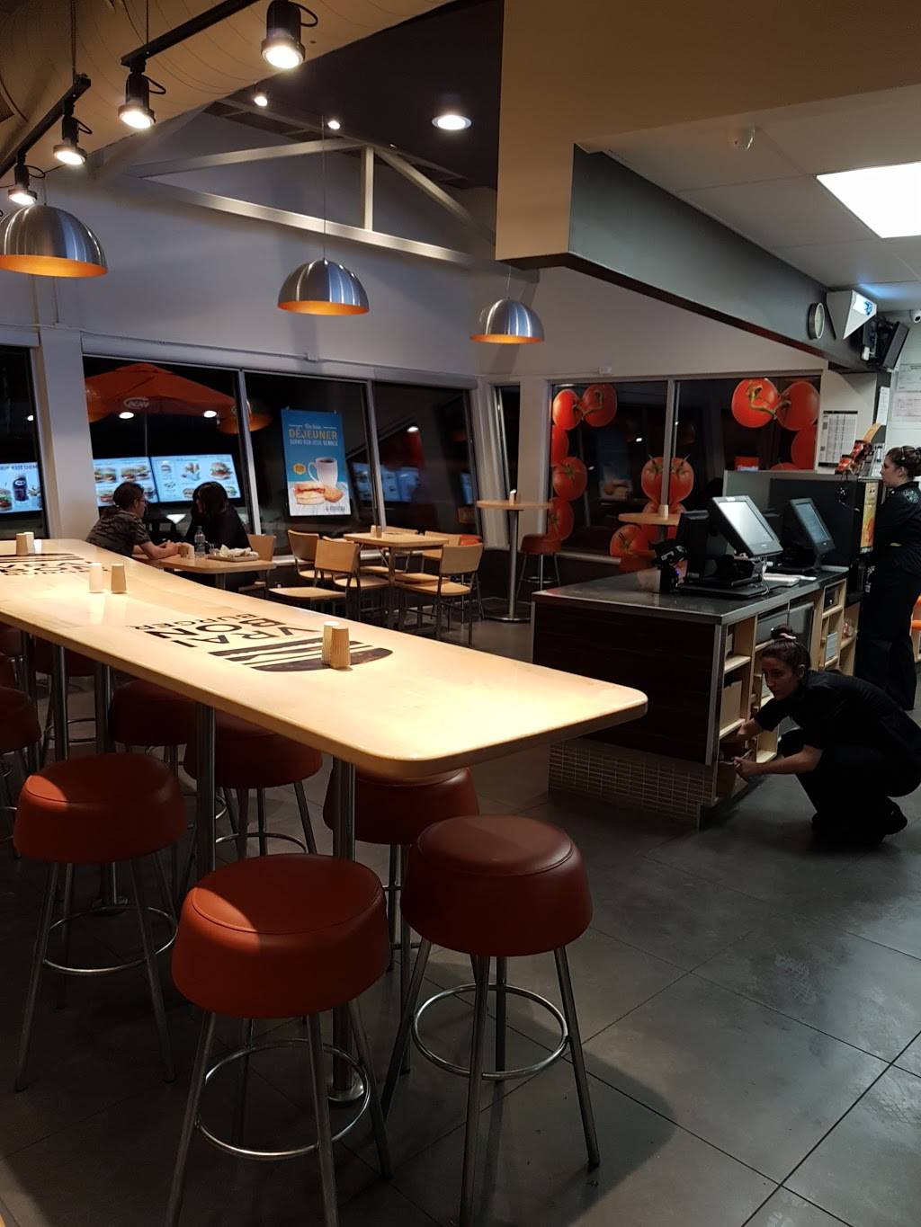 A&W Canada | restaurant | 1017 Chemin de Masson, Gatineau, QC J8M 1R4, Canada | 8199869090 OR +1 819-986-9090