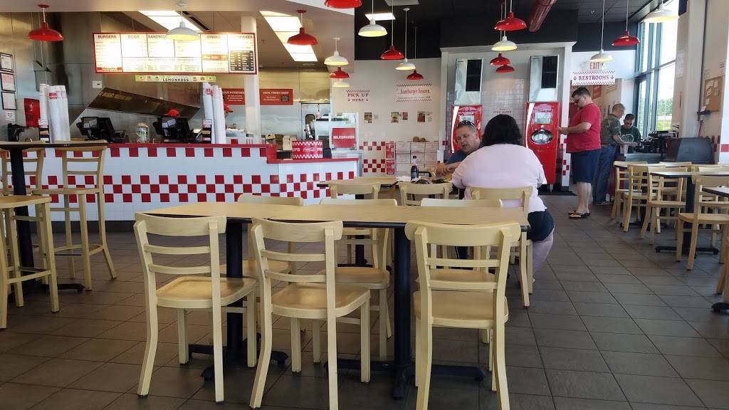Five Guys | meal takeaway | 3090 44th St SW, Grandville, MI 49418, USA | 6165343483 OR +1 616-534-3483