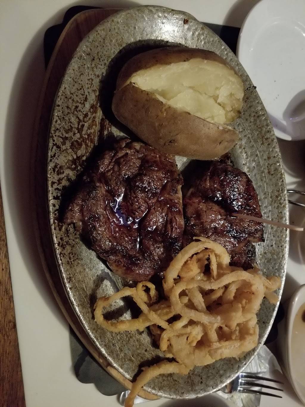 El Rancho Inn Steak & Lobster | restaurant | 1457 Mariposa Road, Stockton, CA 95205, USA | 2094671529 OR +1 209-467-1529