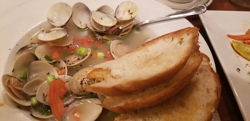 Green Barn Whiskey Kitchen | restaurant | 5 Chestnut Ave, Red Bluff, CA 96080, USA | 5305273161 OR +1 530-527-3161