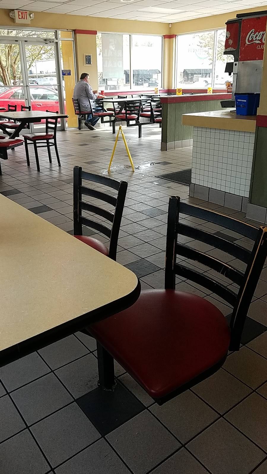 Churchs Chicken | restaurant | 1610 South, W Railroad Ave, Hammond, LA 70403, USA | 9855420692 OR +1 985-542-0692