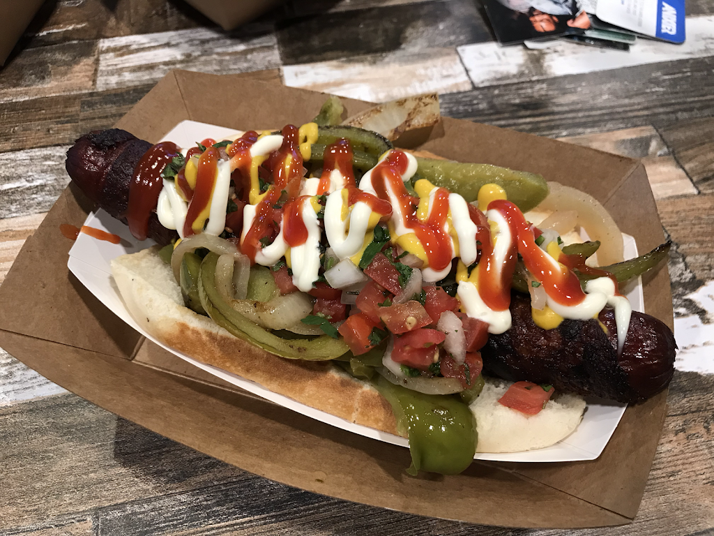 Social Beer Garden HTX | restaurant | 3101 San Jacinto St, Houston, TX 77004, USA | 7136369357 OR +1 713-636-9357